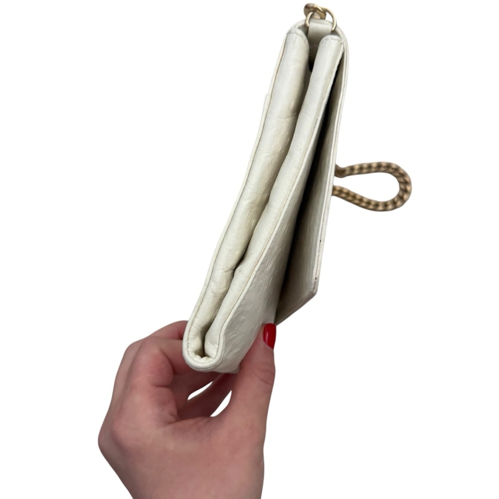 Givenchy White Ostrich Leather Shoulder Bag clutch Gold hardware - Picture 8 of 16
